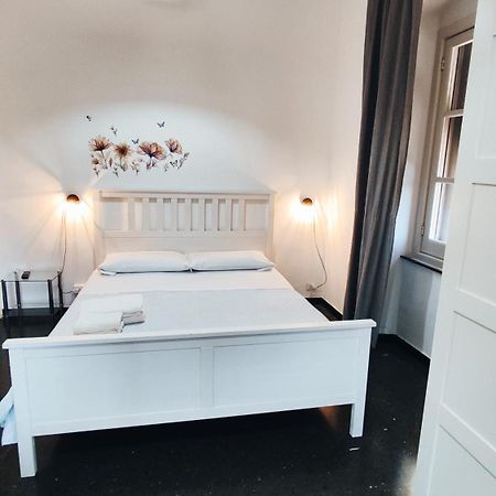 Camera Colombo 12 Genova Rooms Exterior photo